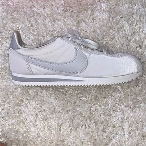 Velvet Nike Cortez